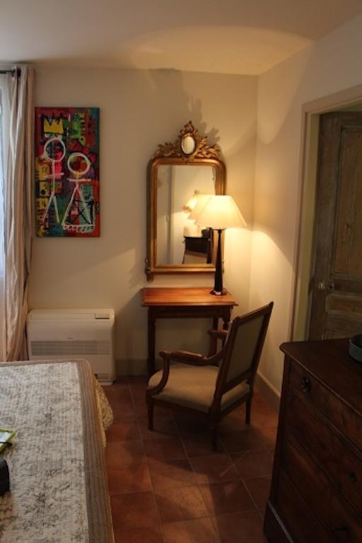 Uzès La Petite Hostellerie מראה חיצוני תמונה